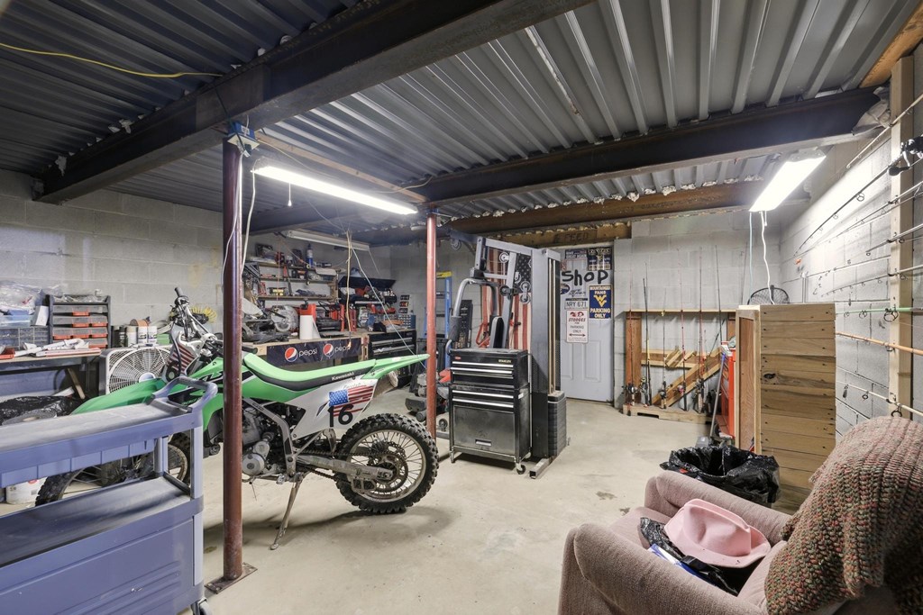 709 North 7th Avenue