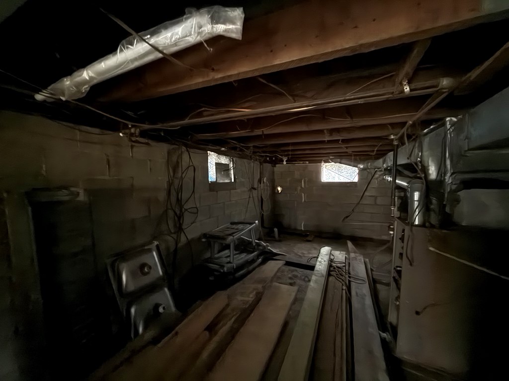 62 Cairo Grade School Road