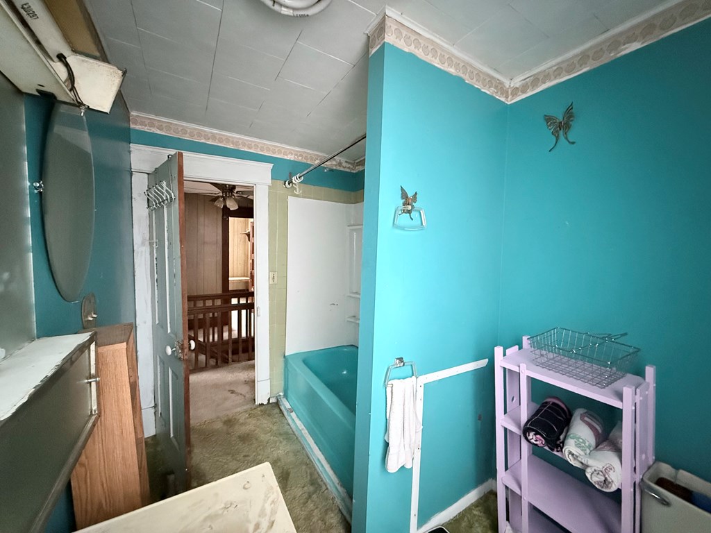 62 Cairo Grade School Road