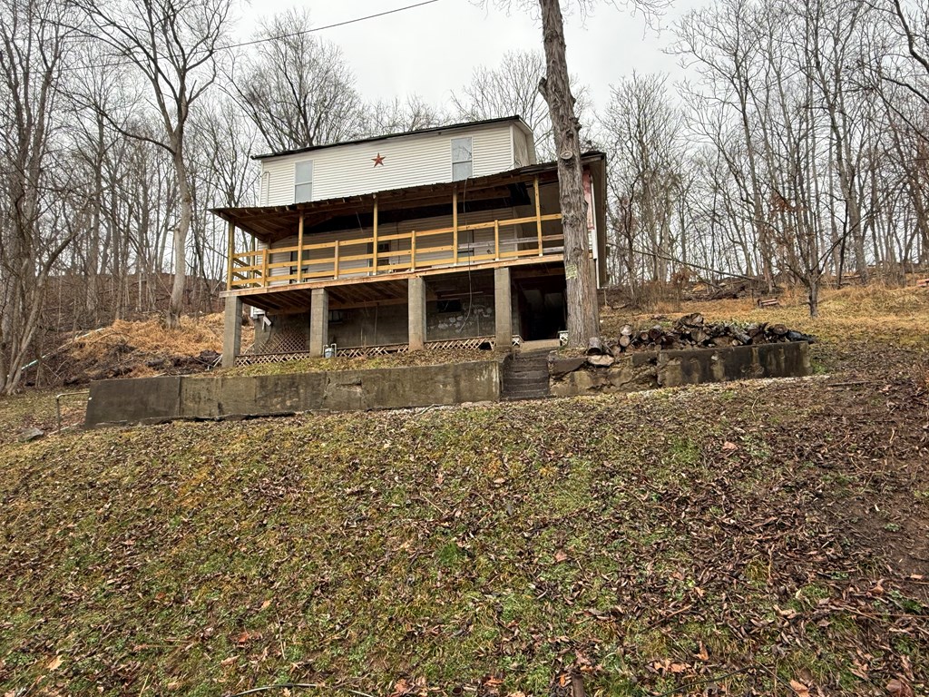 62 Cairo Grade School Road