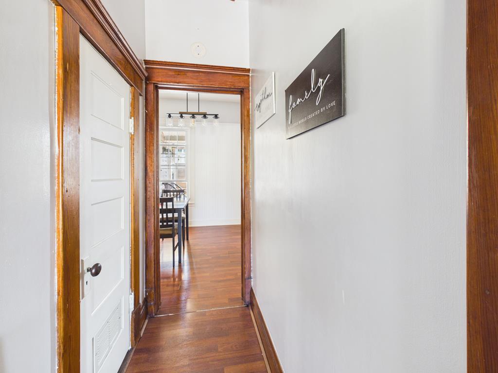 901 East Myles Avenue