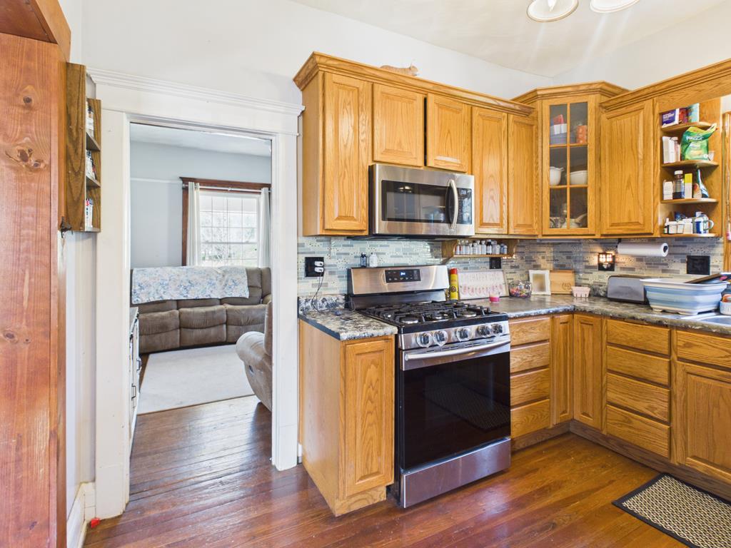 901 East Myles Avenue