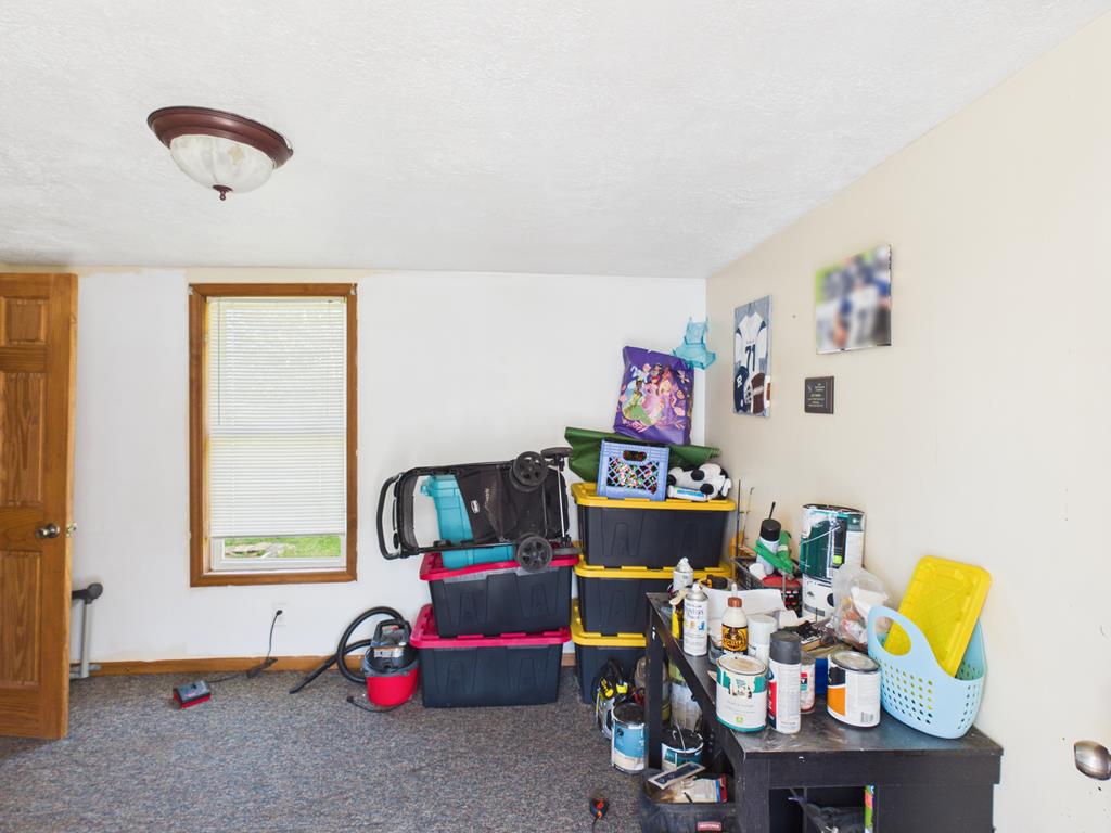 901 East Myles Avenue