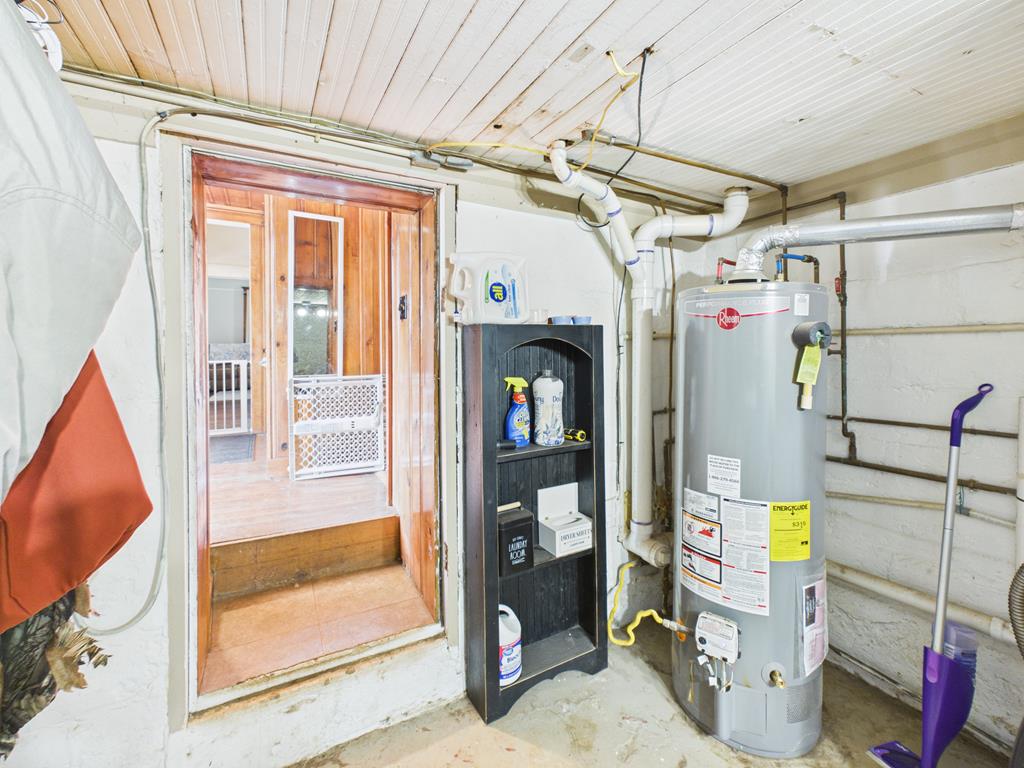 901 East Myles Avenue