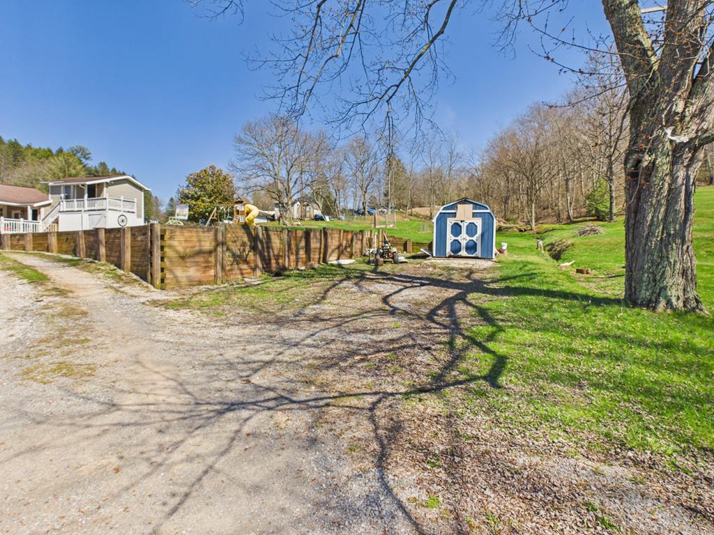 901 East Myles Avenue