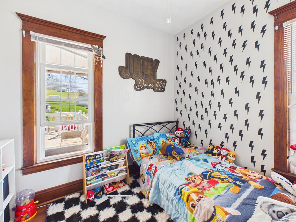 901 East Myles Avenue