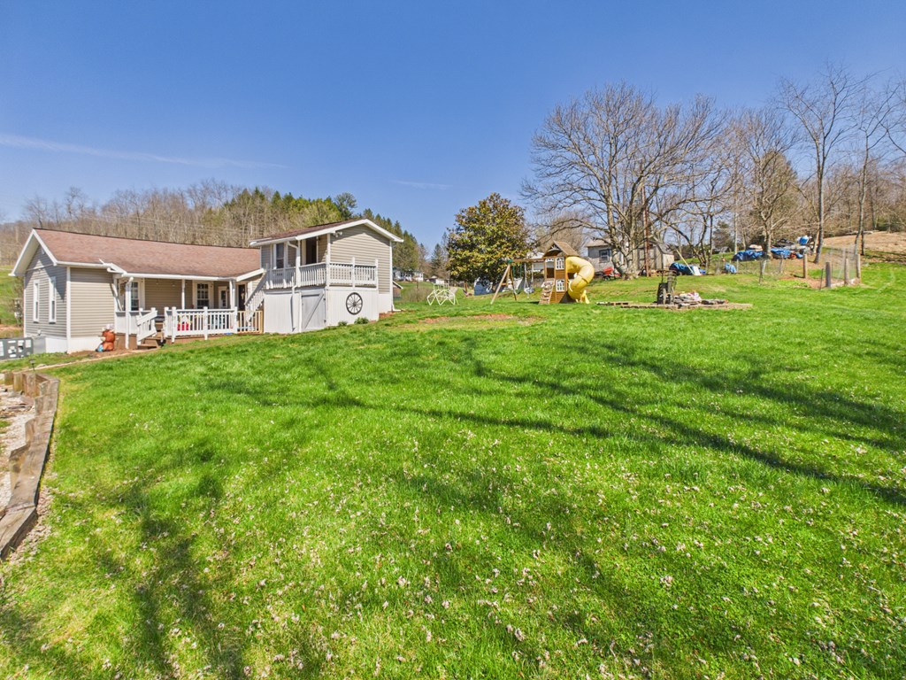 901 East Myles Avenue