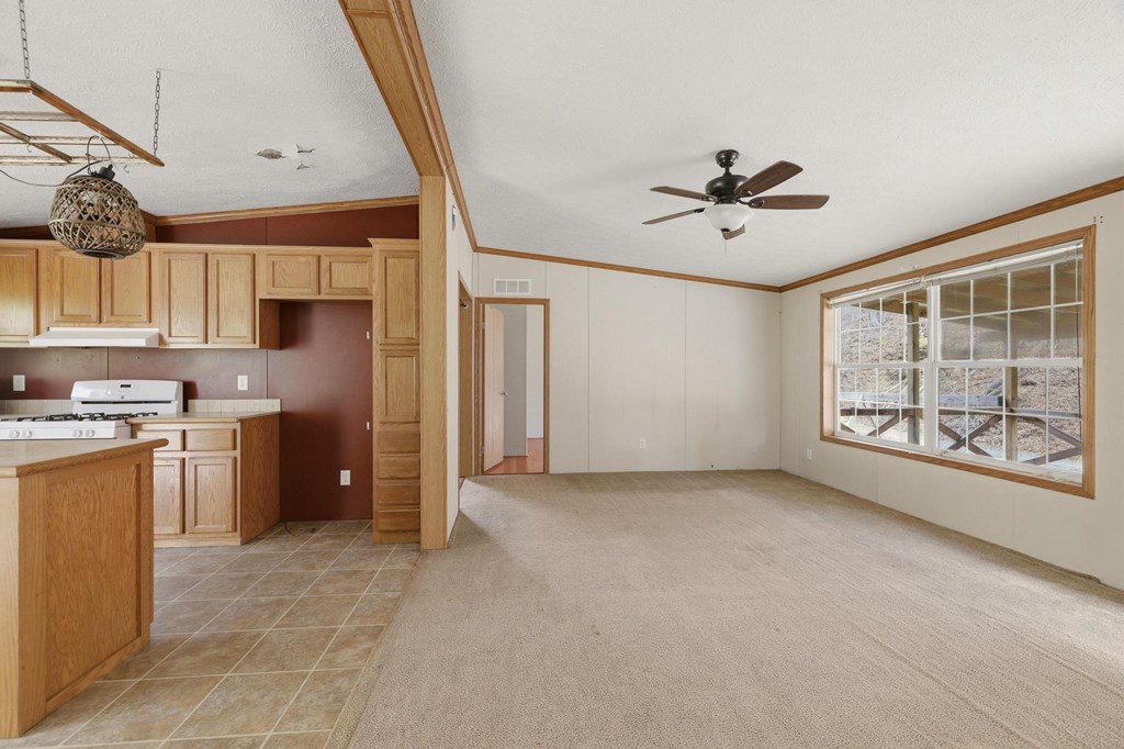 58 Nurses Hollow Road, Center Point ()