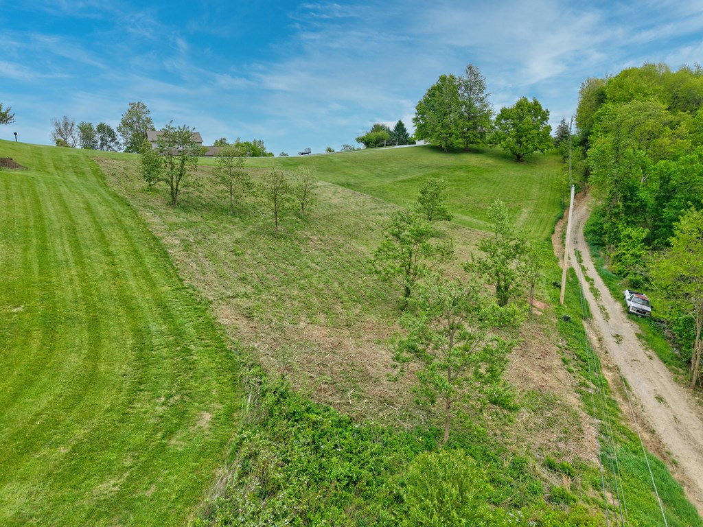 Lot 2 Country Boulevard