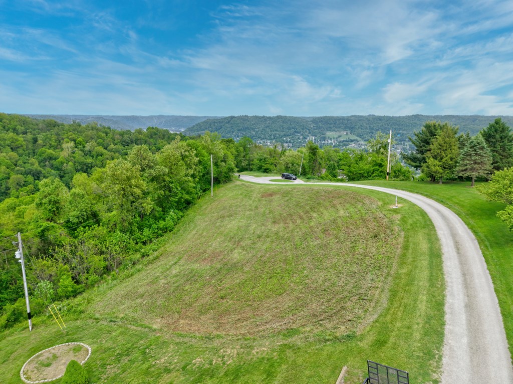 Lot 7 Country Boulevard