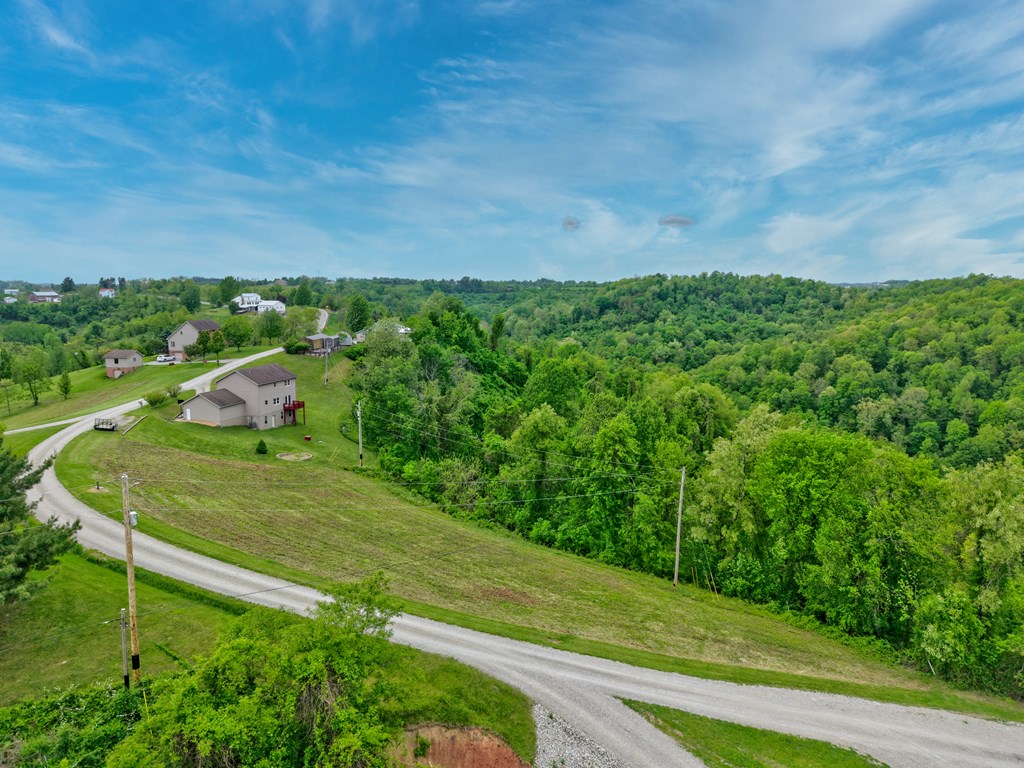 Lot 7 Country Boulevard