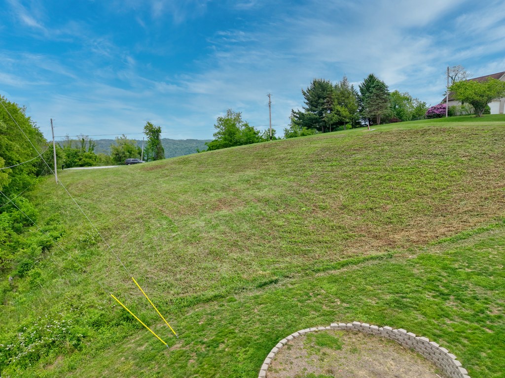 Lot 7 Country Boulevard