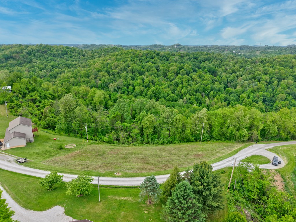 Lot 7 Country Boulevard