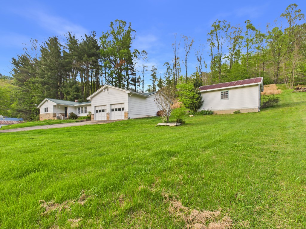 9359 Mountaineer Highway