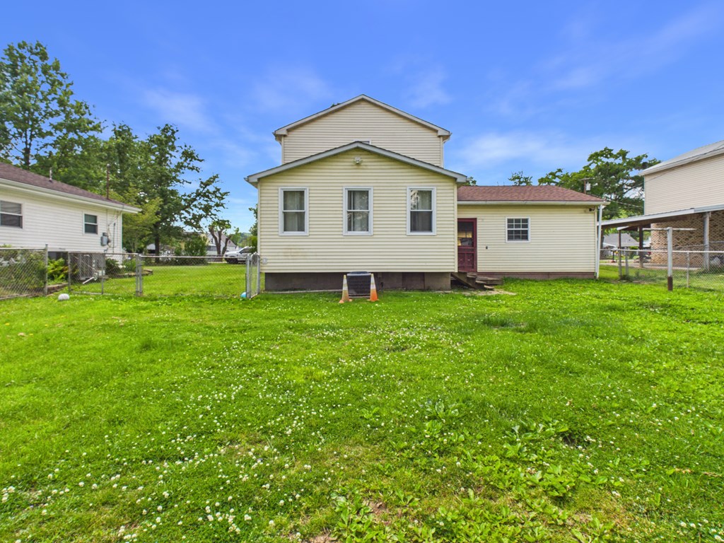 705 Frances Street