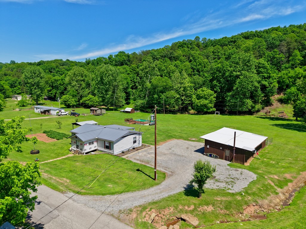 1055 Hog Run Road