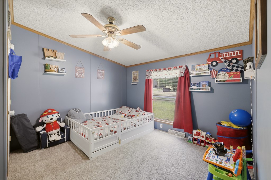 1055 Hog Run Road