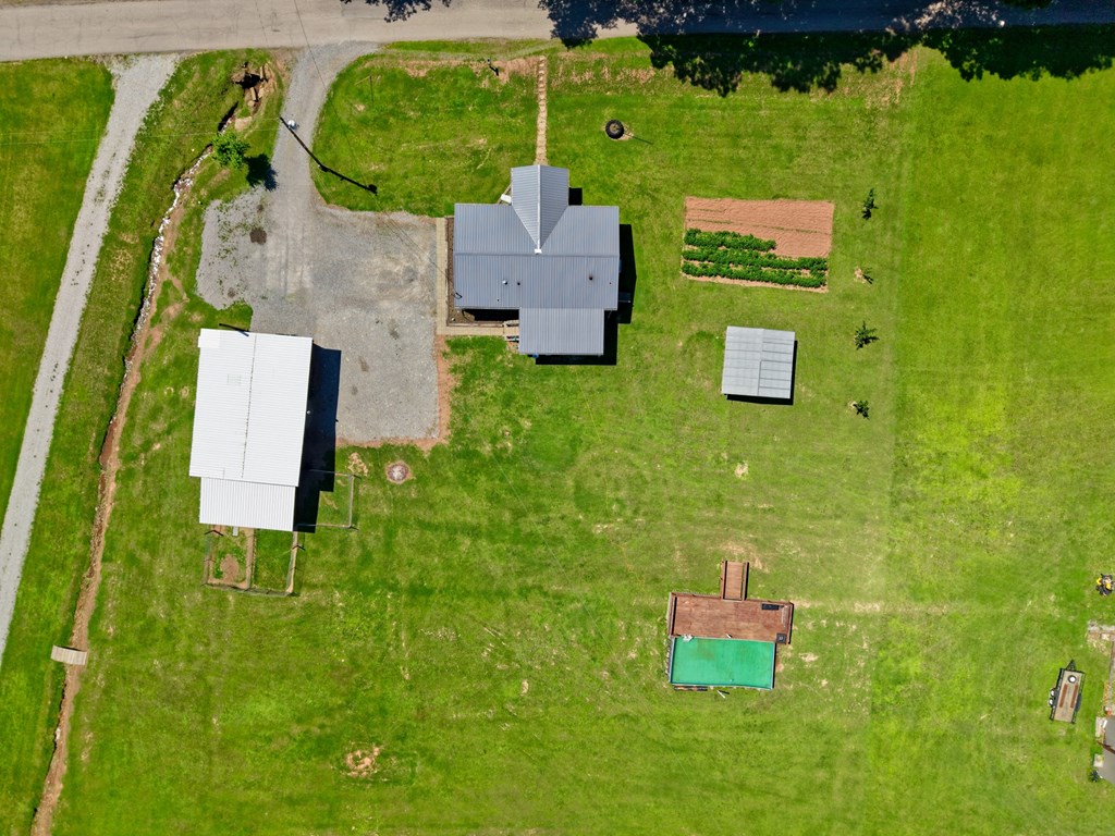 1055 Hog Run Road