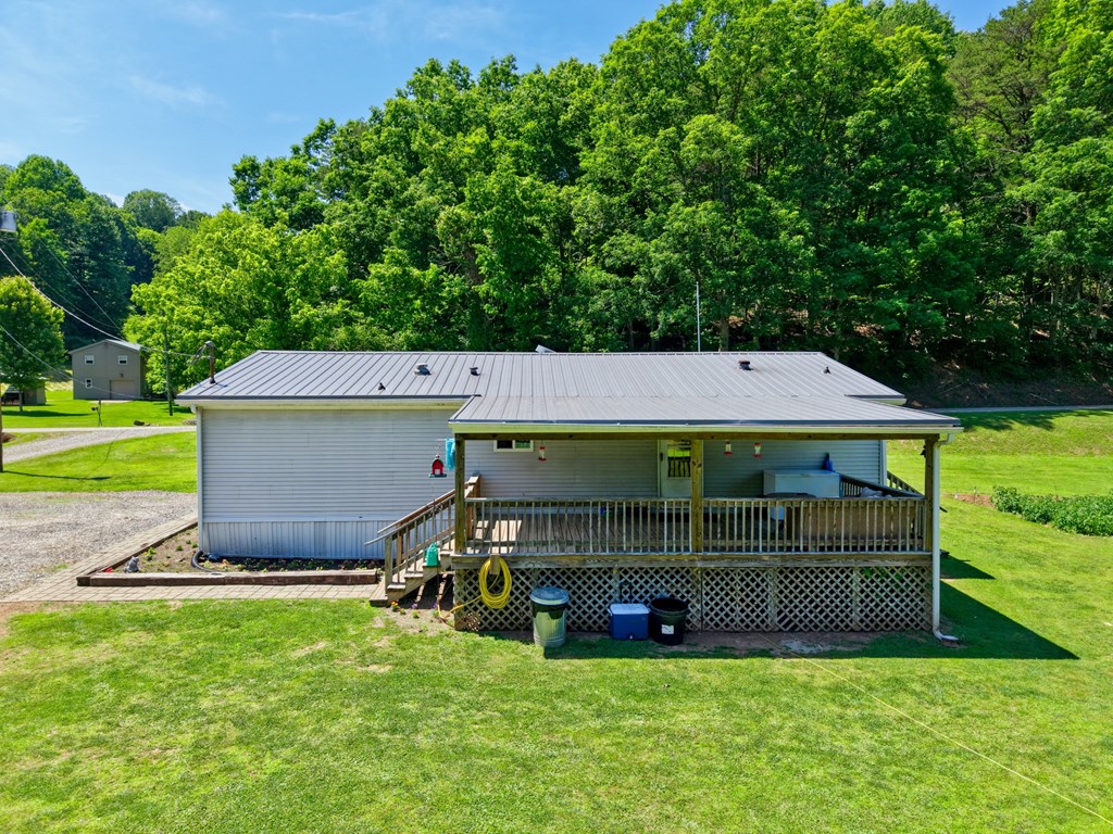1055 Hog Run Road