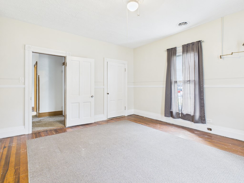 246 Maple Avenue