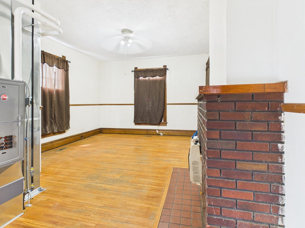 246 Maple Avenue