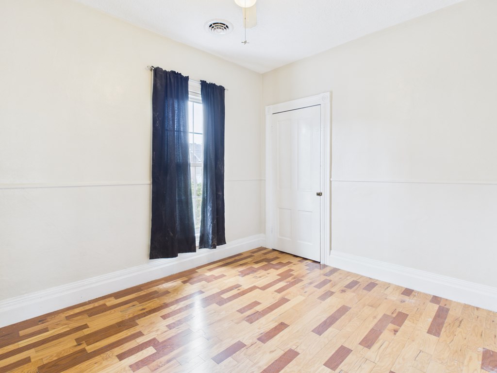 246 Maple Avenue