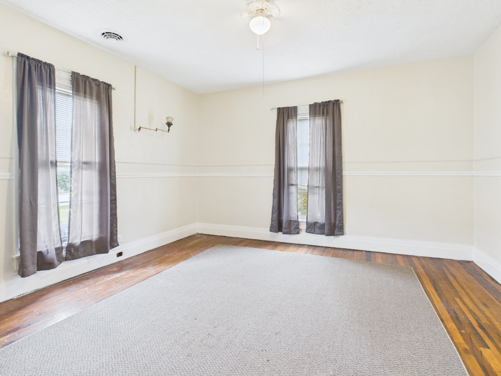 246 Maple Avenue