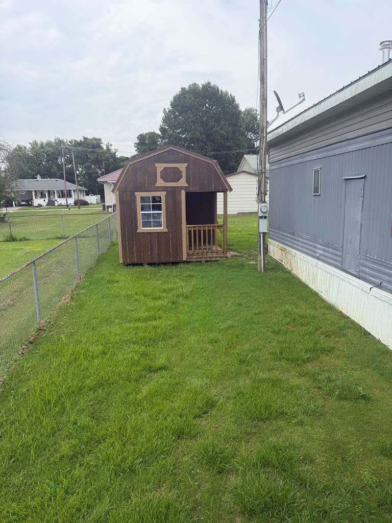 115 E Pollock Street