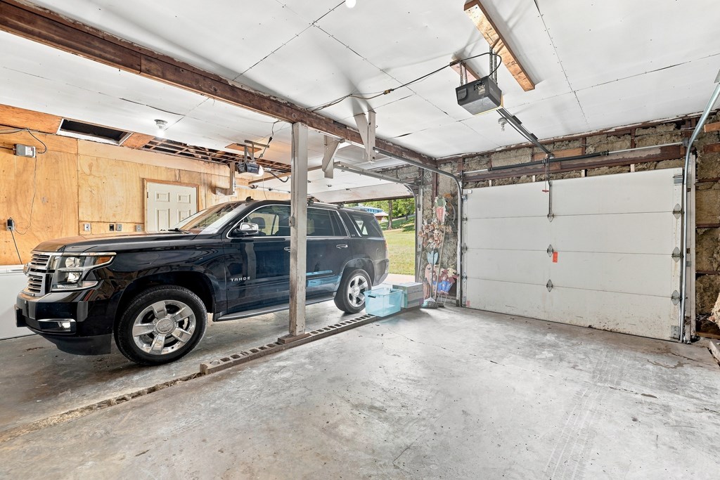 9432 Mountaineer Highway