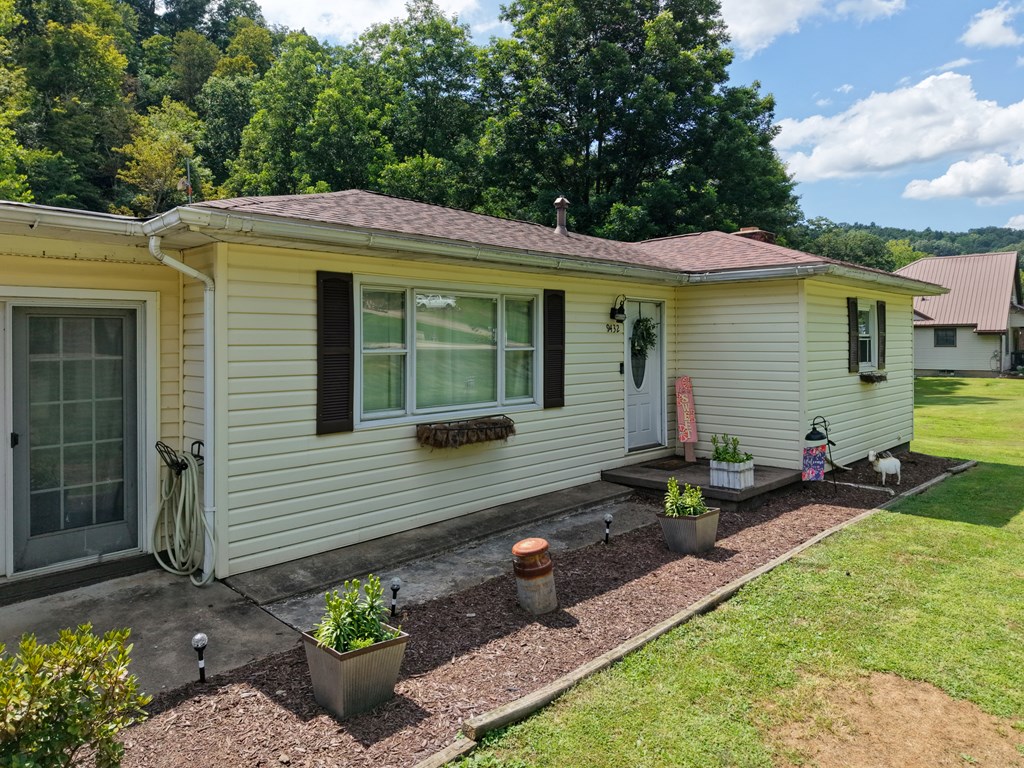 9432 Mountaineer Highway