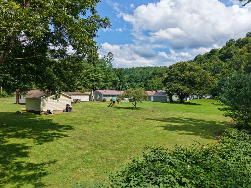 9432 Mountaineer Highway