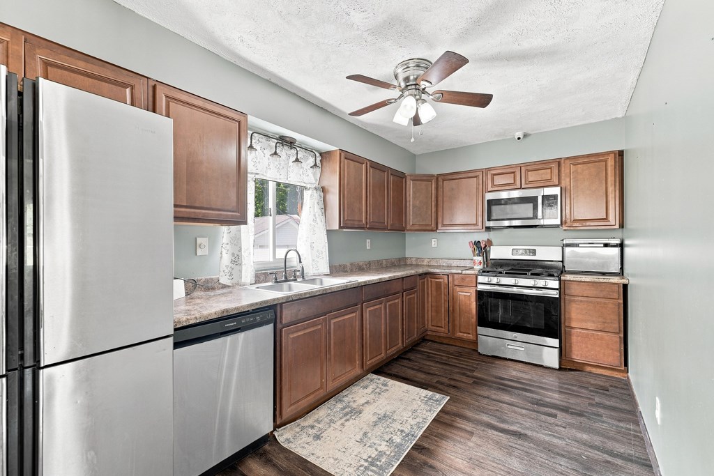 9432 Mountaineer Highway