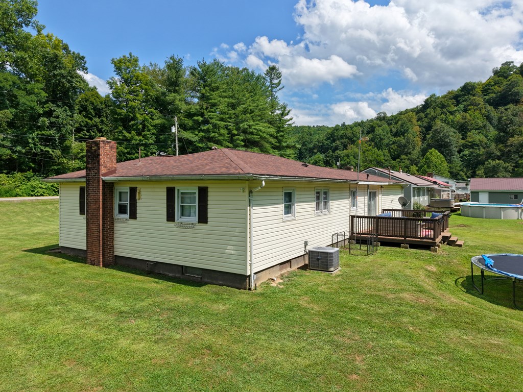 9432 Mountaineer Highway