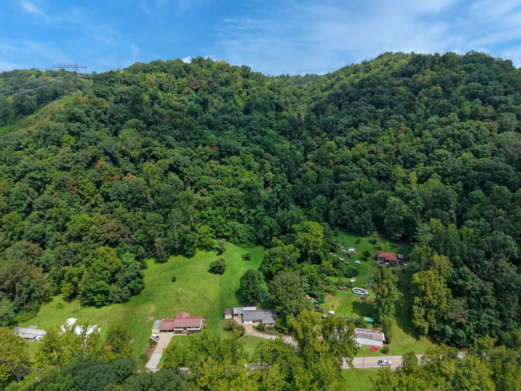 1747 Proctor Creek Road