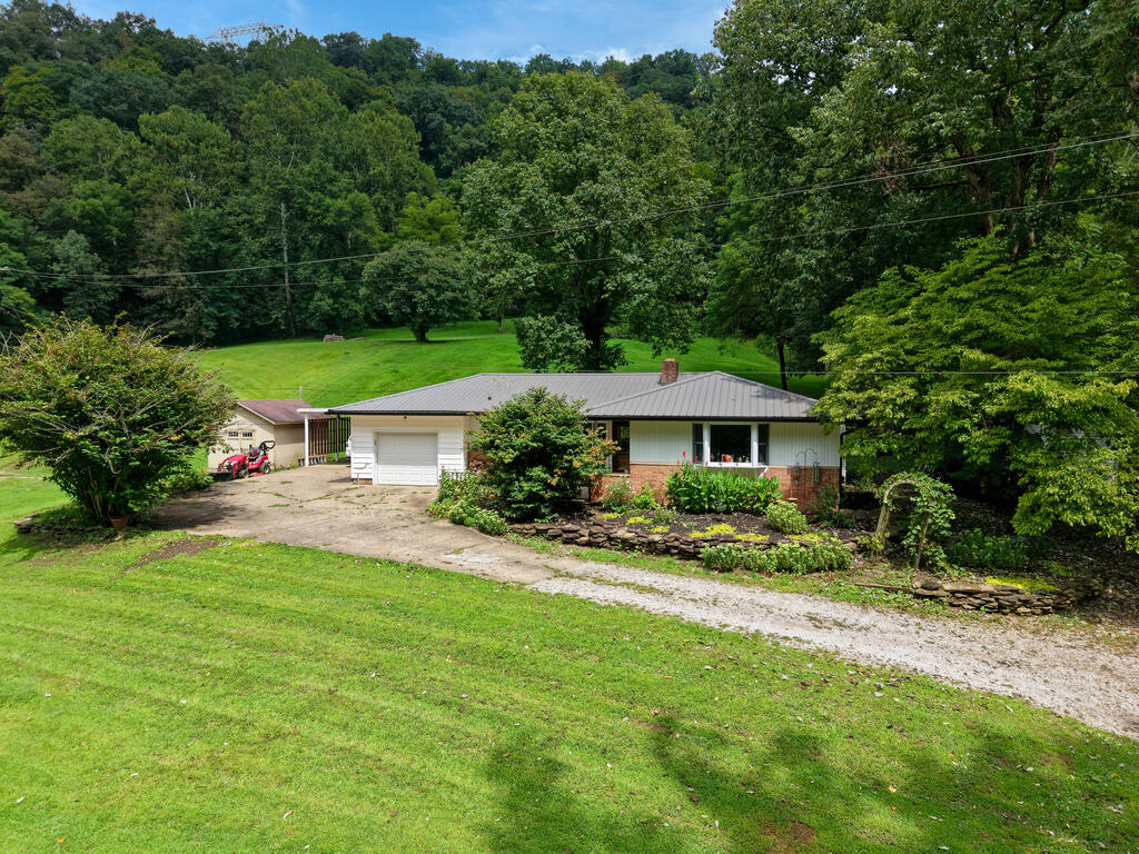 1747 Proctor Creek Road