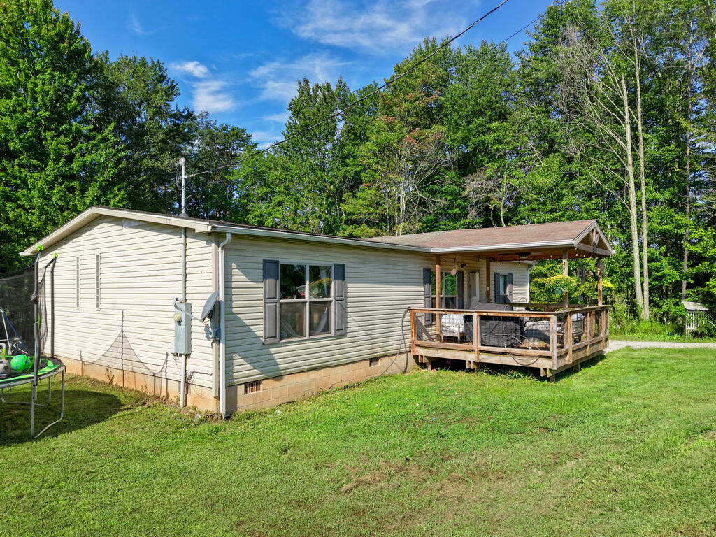 18 Back Hill Road