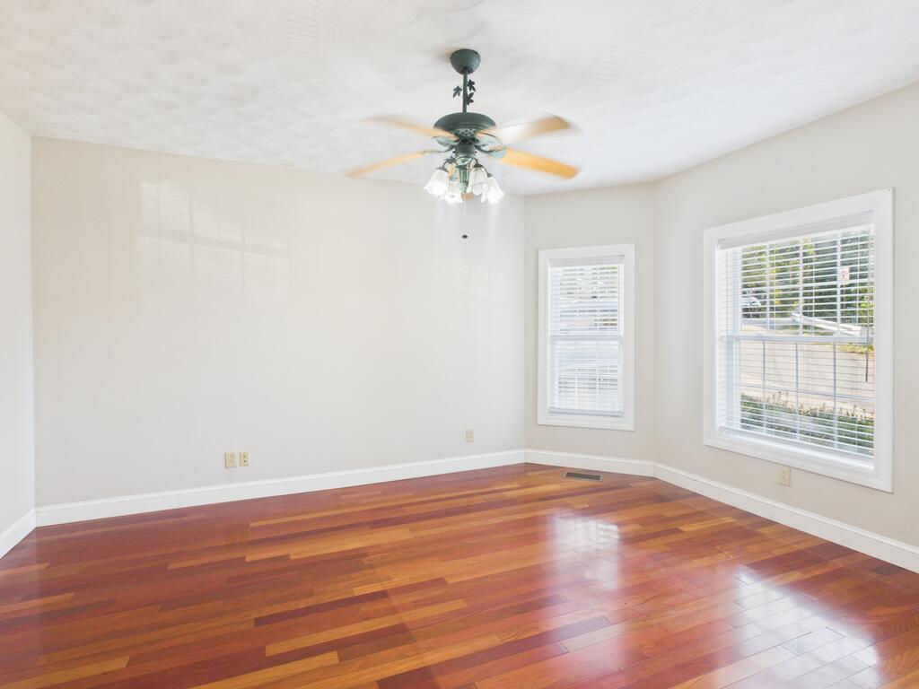 379 Maple Avenue
