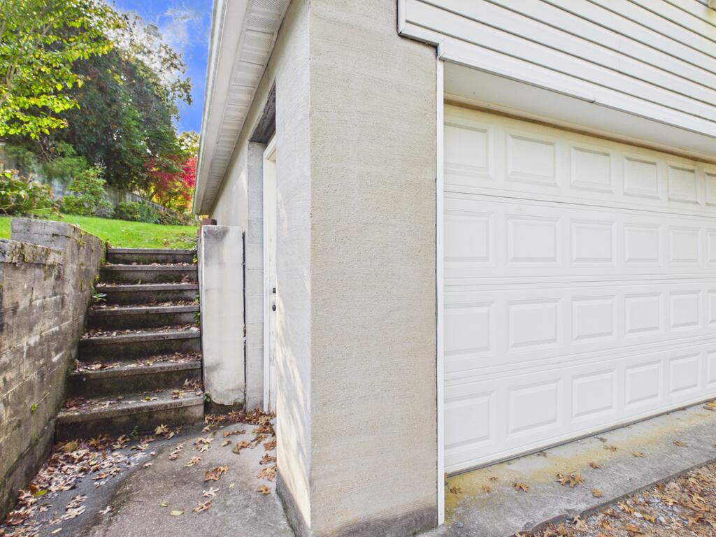 379 Maple Avenue