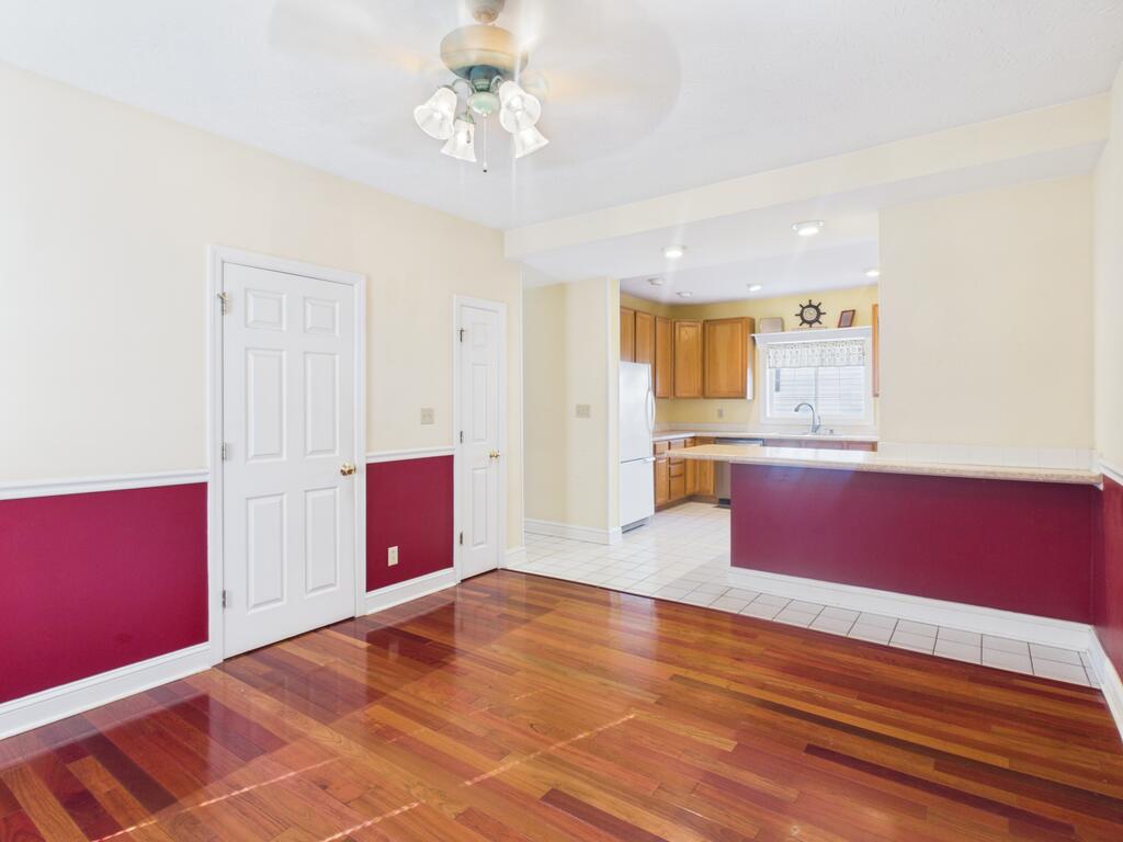 379 Maple Avenue