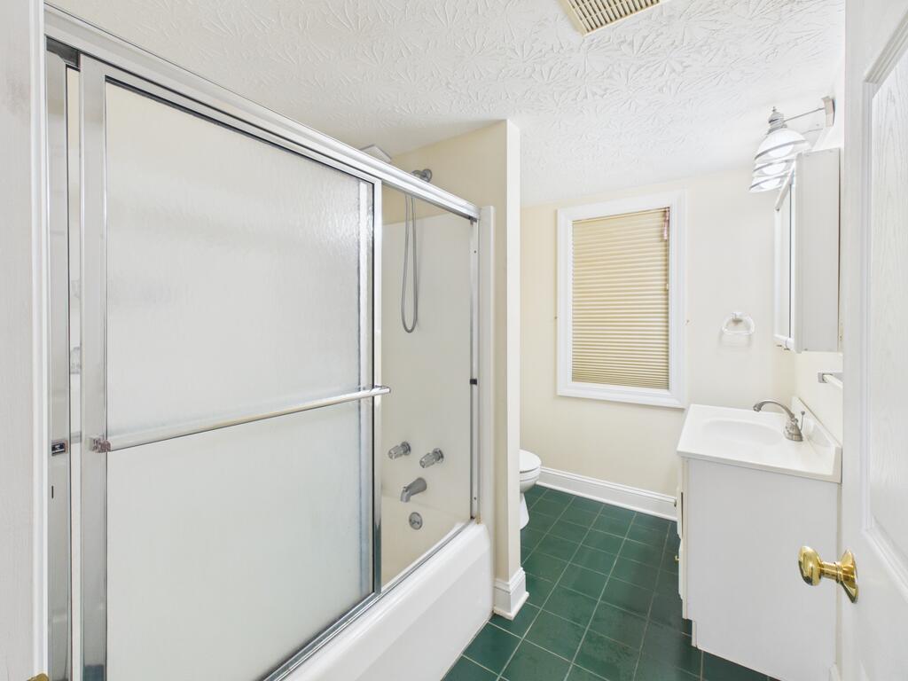379 Maple Avenue