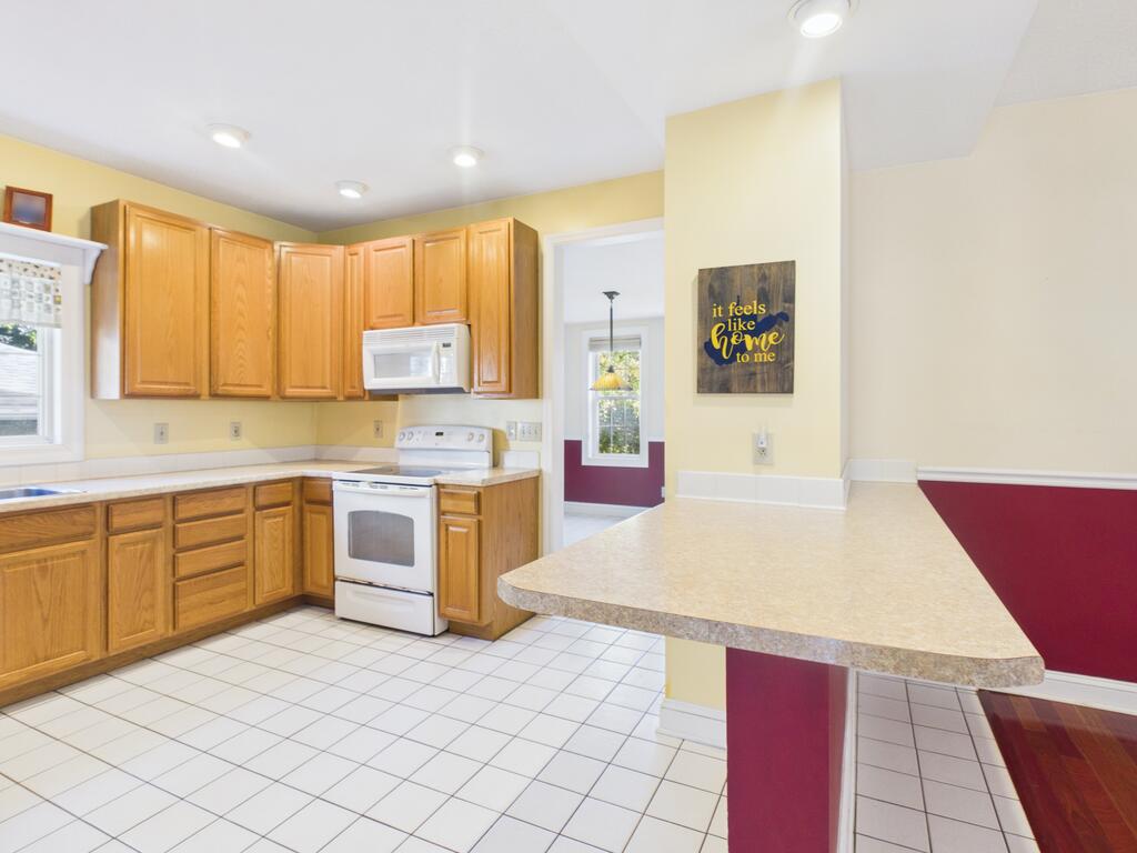 379 Maple Avenue