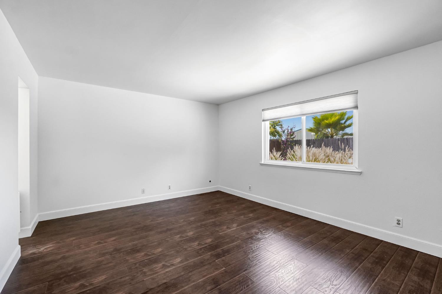 245 N Sylmar Avenue
