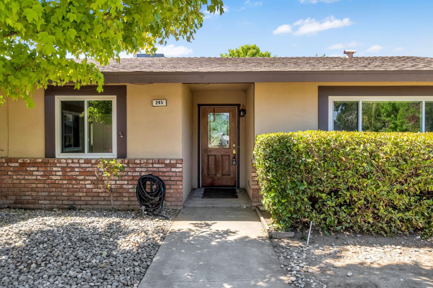 245 N Sylmar Avenue