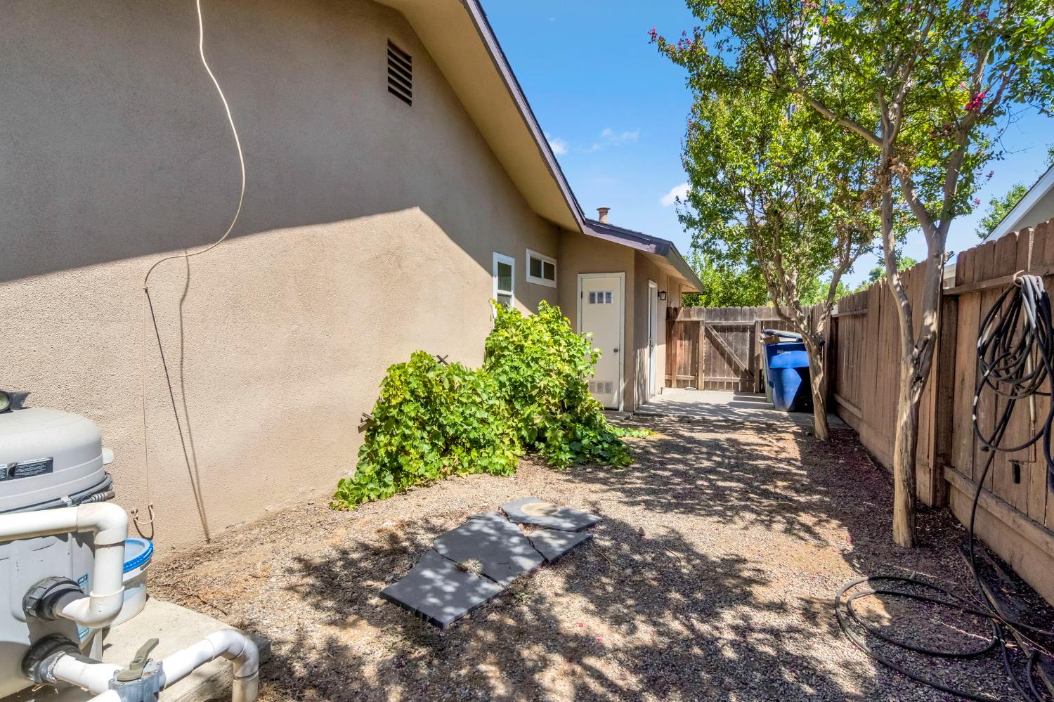 245 N Sylmar Avenue