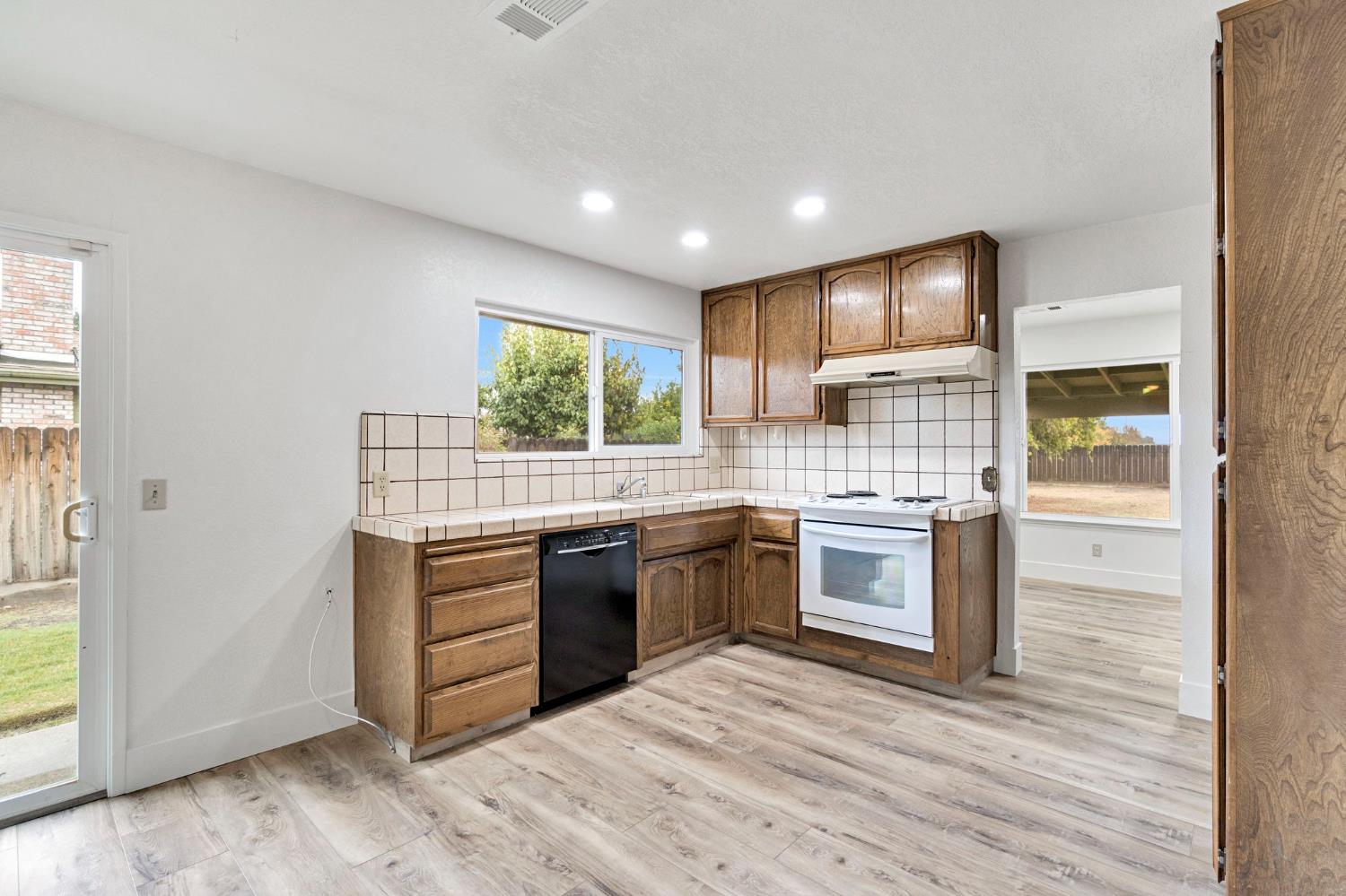 849 Golden Gate Avenue