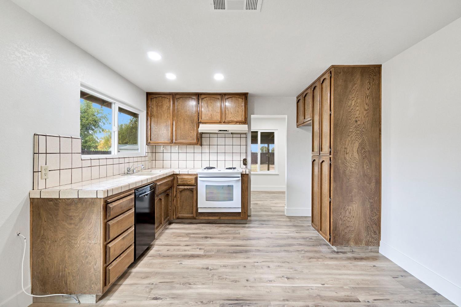 849 Golden Gate Avenue