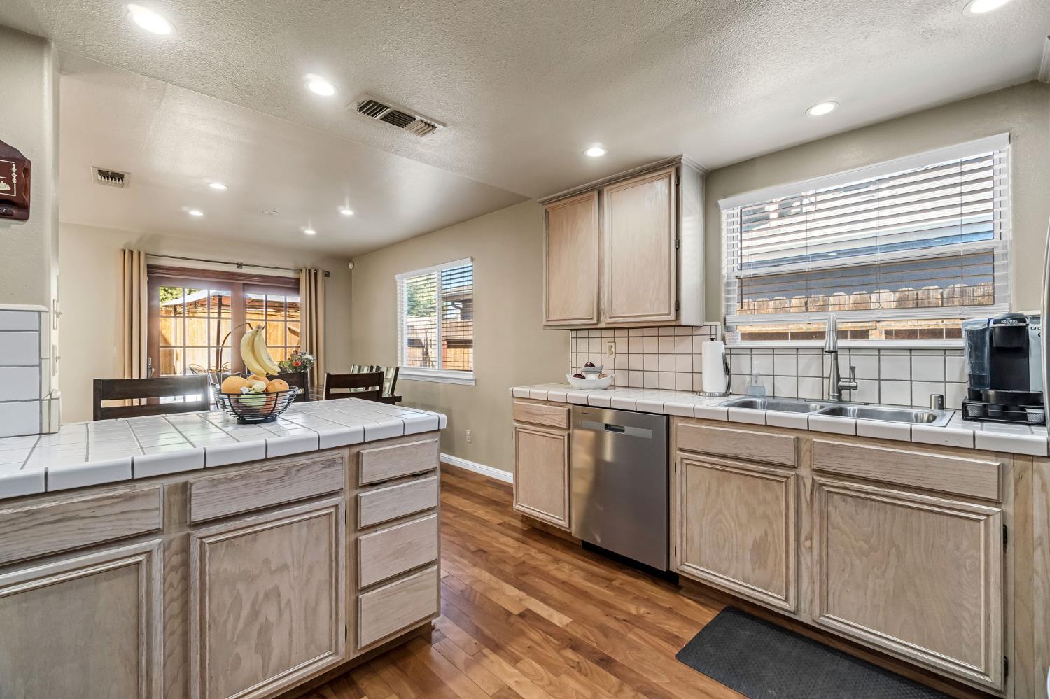 1248 E Loma Linda Avenue