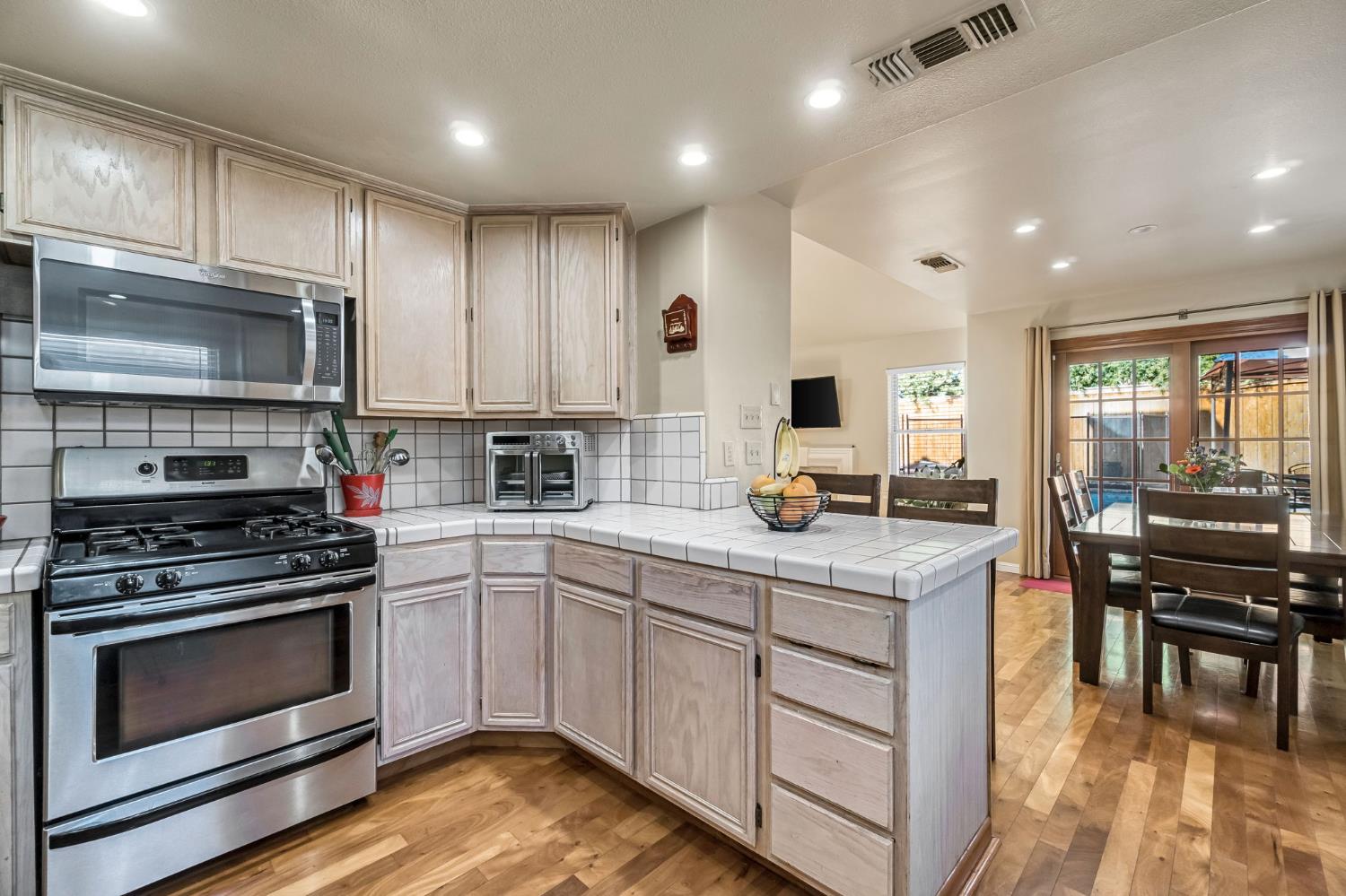 1248 E Loma Linda Avenue