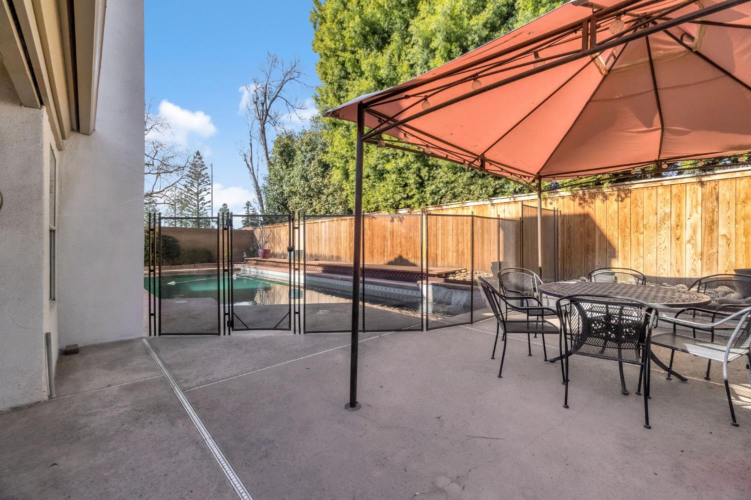 1248 E Loma Linda Avenue