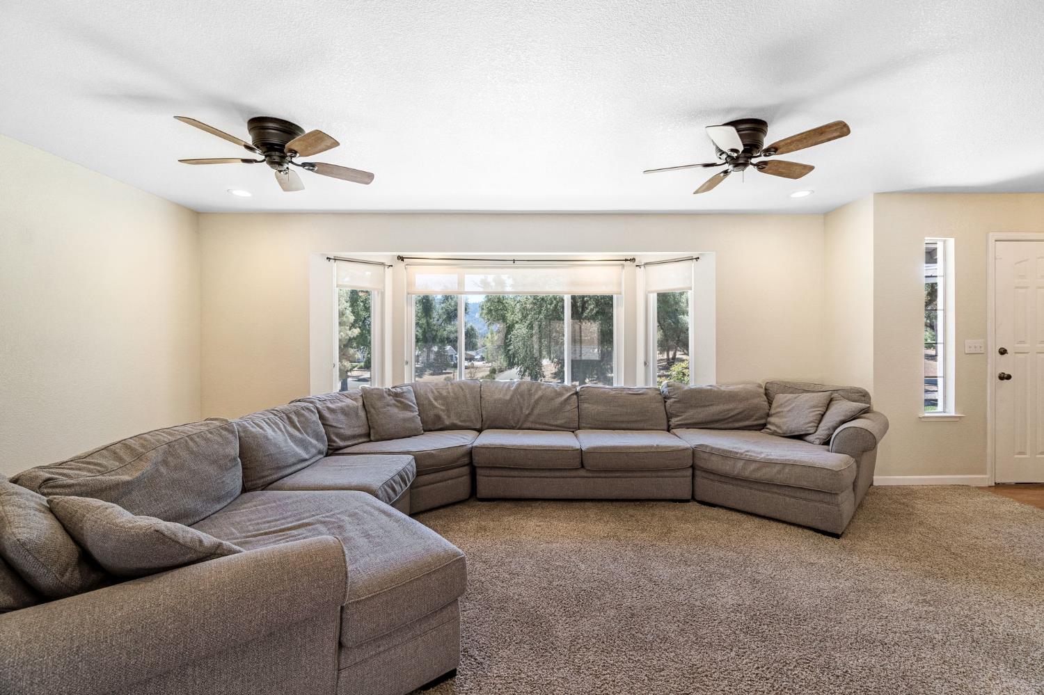 41820 Dillon Circle